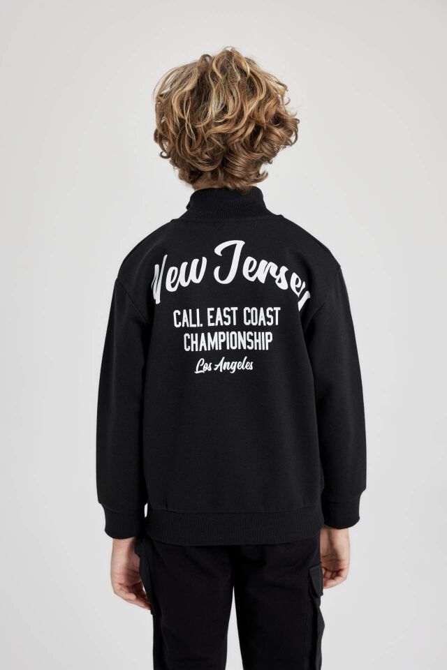 Erkek Çocuk Dik Yaka Baskılı Fermuarlı Sweatshirt