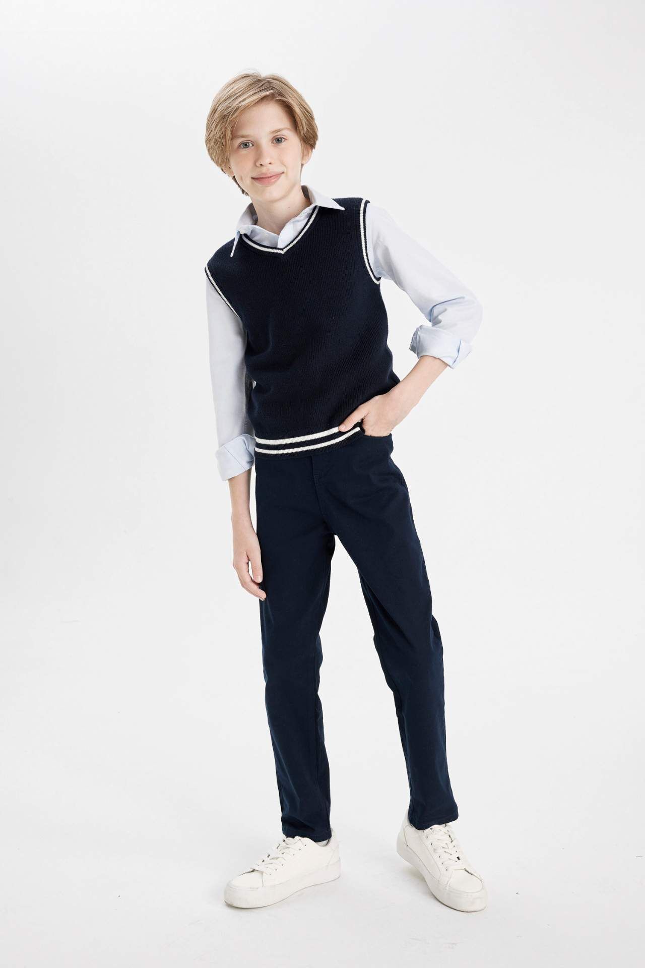 Erkek Çocuk Düz Paça Cepli Lacivert Basic Düz Gabardin Okul Pantolonu
