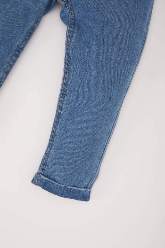 Erkek Bebek Beli Lastikli Düz Paça Jean Pantolon