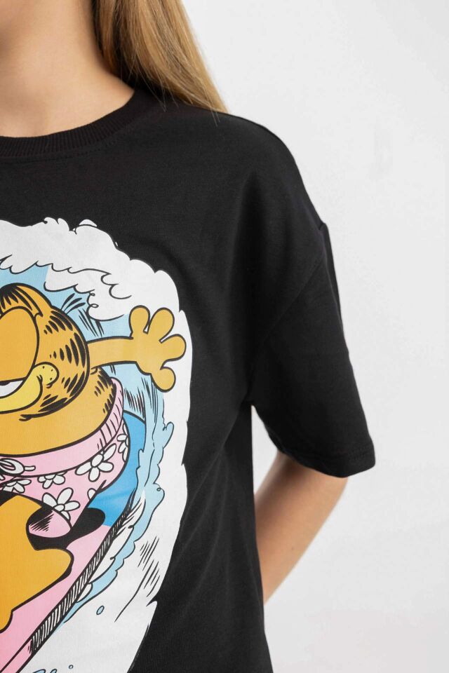 Kız Çocuk Garfield Relax Fit Bisiklet Yaka Kısa Kollu Tişört