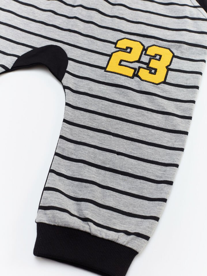 Basket Topu Erkek Çocuk T-shirt Kapri Şort Takım 4 Y - Siyah, Gri