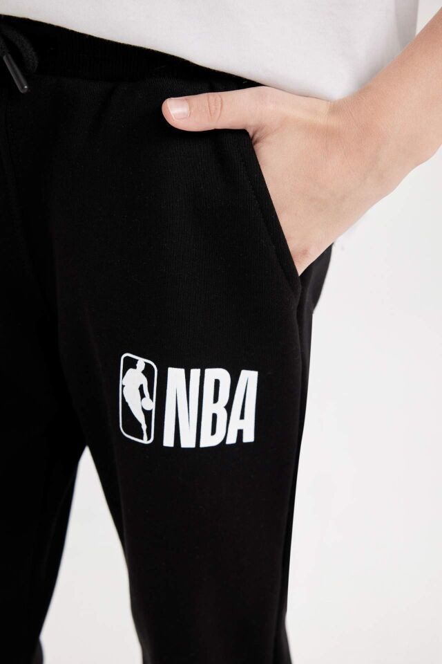 Erkek Çocuk NBA Current Teams Beli Paçası Lastikli Cepli Kalın Jogger Eşofman Altı