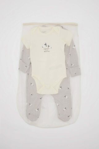 Erkek Bebek 3'lü Takım Desenli Uzun Kollu Tulum Kısa Kollu Çıtçıtlı Body Mama Önlüğü
