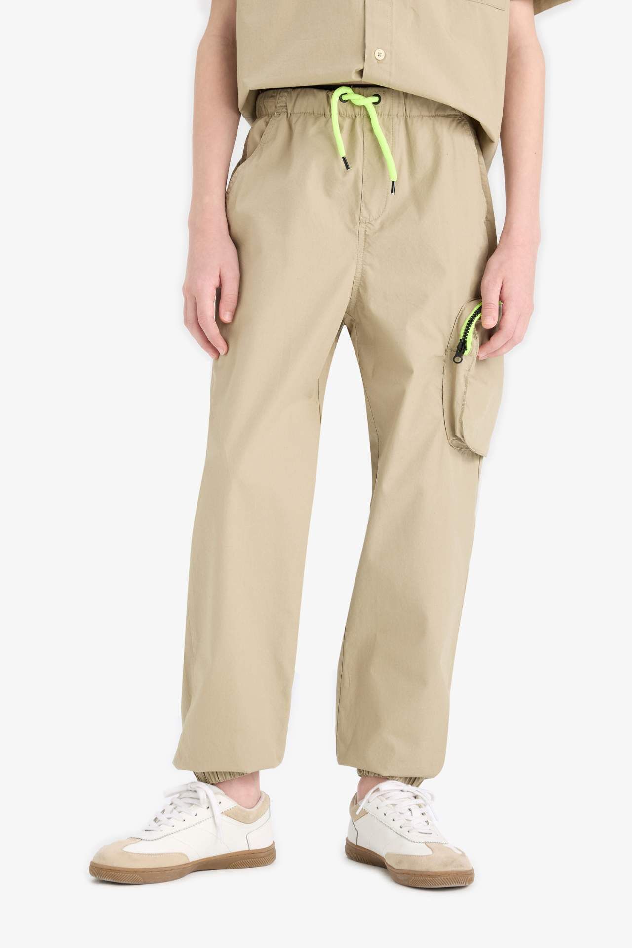 Erkek Çocuk Kargo Cepli Jogger Paça Paraşüt Pantolon