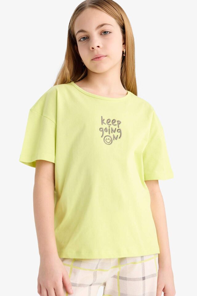 Kız Çocuk Pijama Takımı Nakışlı Kısa Kollu Üst Kareli Uzun Alt