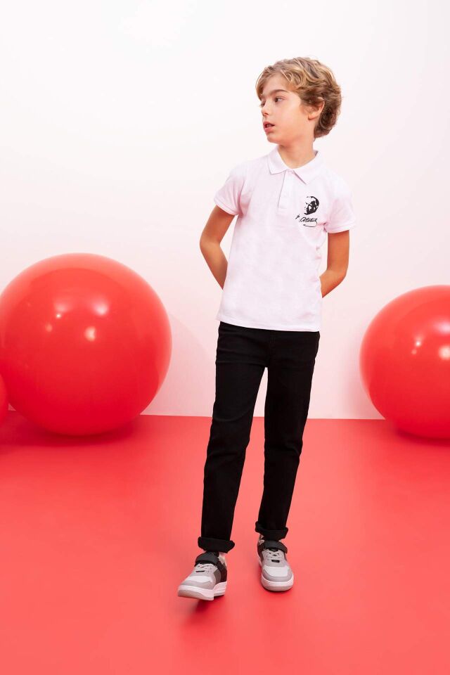 Erkek Çocuk 23 Nisan Çocuk Bayramı Straight Fit Standart Paça Basic Düz Jean Pantolon