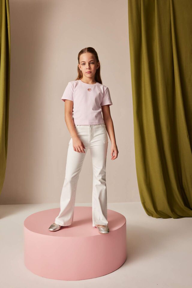 Kız Çocuk 23 Nisan Çocuk Bayramı Slim Fit Dar Kesim Bisiklet Yaka Kalp Desenli Ribana Kısa Kollu Tişört