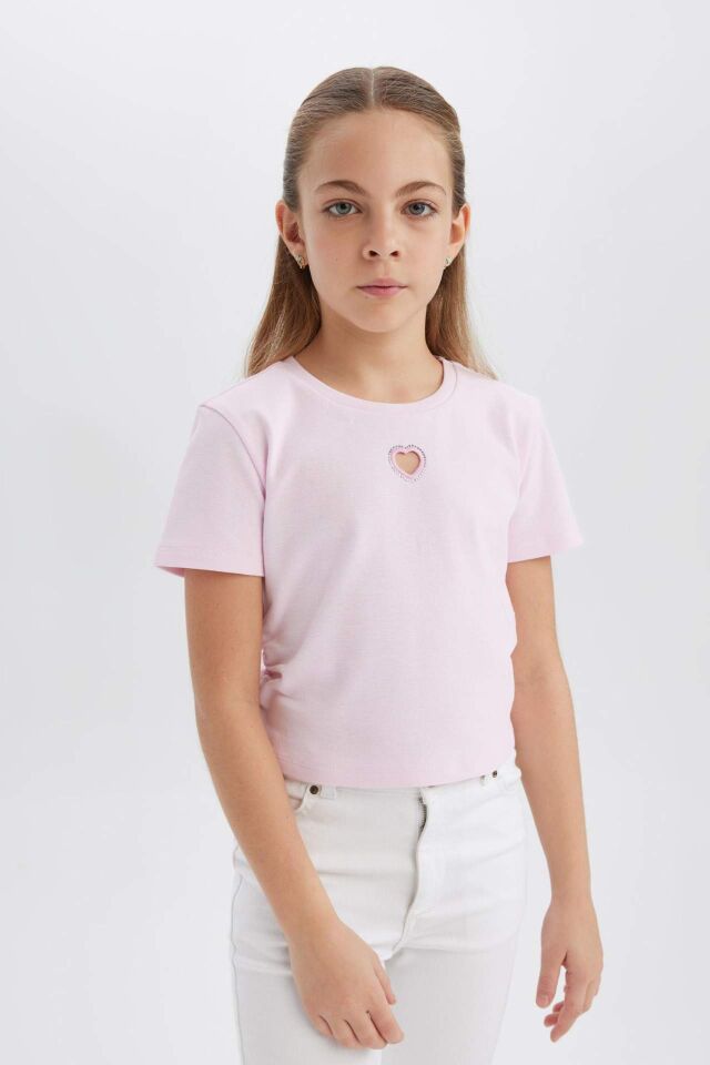 Kız Çocuk 23 Nisan Çocuk Bayramı Slim Fit Dar Kesim Bisiklet Yaka Kalp Desenli Ribana Kısa Kollu Tişört