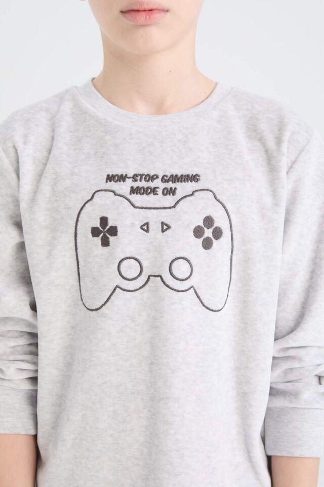 Erkek Çocuk Kadife Pijama Takımı Bisiklet Yaka Baskılı Uzun Kollu Üst Uzun Alt