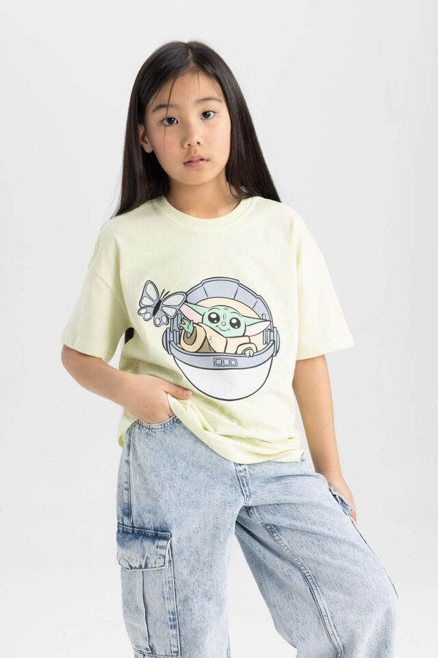 Kız Çocuk Star Wars-Mandalorian Relax Fit Bisiklet Yaka Kısa Kollu Tişört