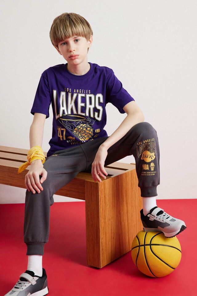Erkek Çocuk NBA Los Angeles Lakers Kısa Kollu Tişört