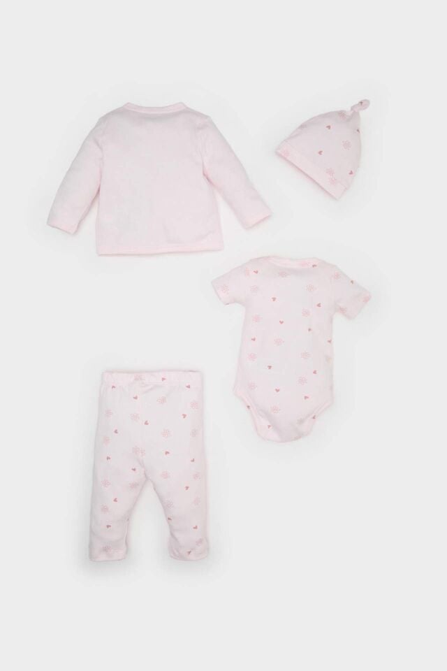 Kız Bebek Hastane Çıkışı 4'lü Takım Desenli Uzun Kollu Tişört Çıtçıtlı Kısa Kollu Body Beli Lastikli Alt Bere