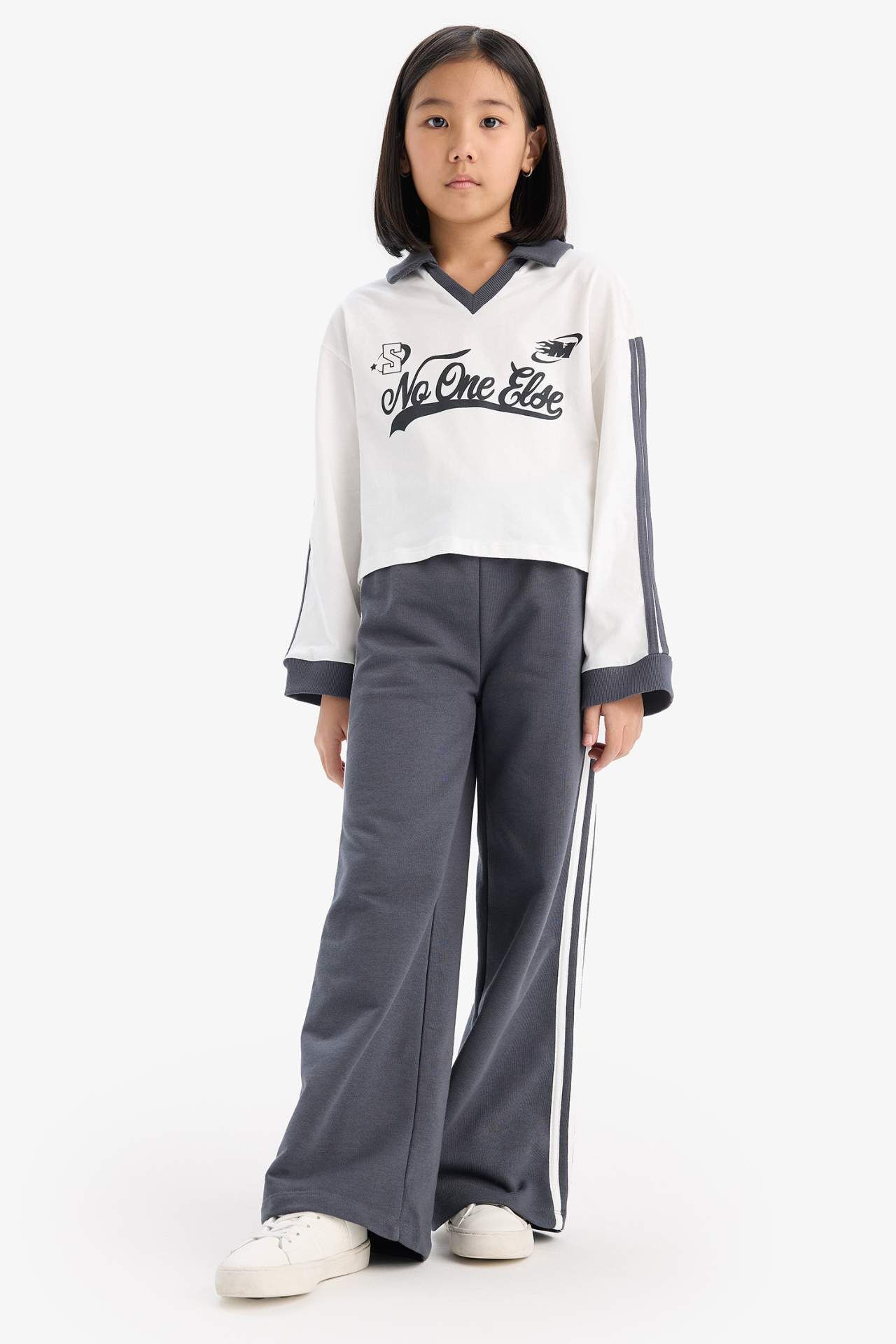 Kız Çocuk 2'li Takım Baskılı Sweatshirt Beli Lastikli Geniş Paça Eşofman Altı