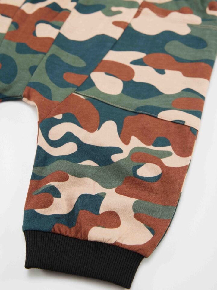 Geometrik Erkek Çocuk T-shirt Kapri Şort Takım