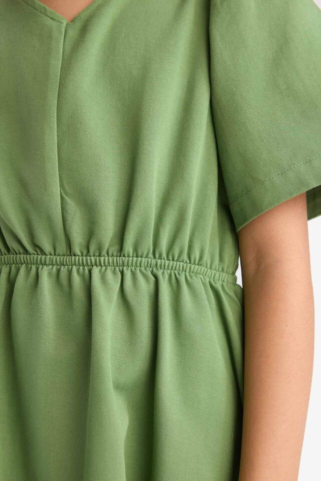 Kız Çocuk Standart Fit V Yaka Gabardin Kısa Kollu Elbise