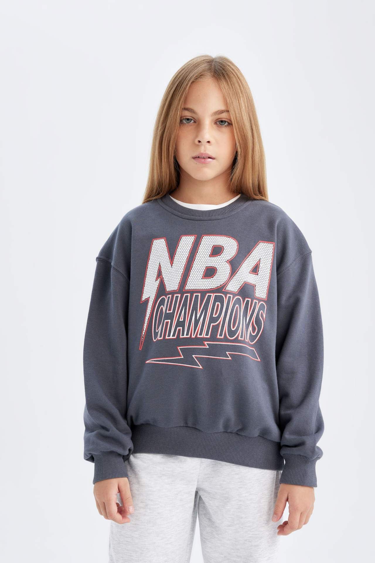 Kız Çocuk NBA Wordmark Oversize Geniş Kalıp Bisiklet Yaka Sweatshirt